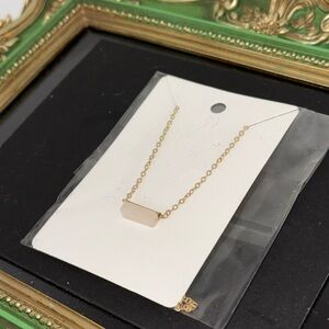 🔥 5/$25 - Elegant Gold Necklace with Cream Pendant